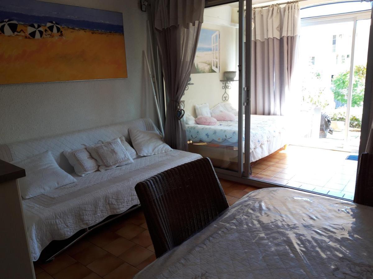 T2, Jardin, Veranda Chambre, Climatisation, Parking Privatif, Proche A Pied Centre, Plage, Gare, Pour 3 Adultes Ou 2 Adultes Avec 2 Enfants Bandol Exteriér fotografie